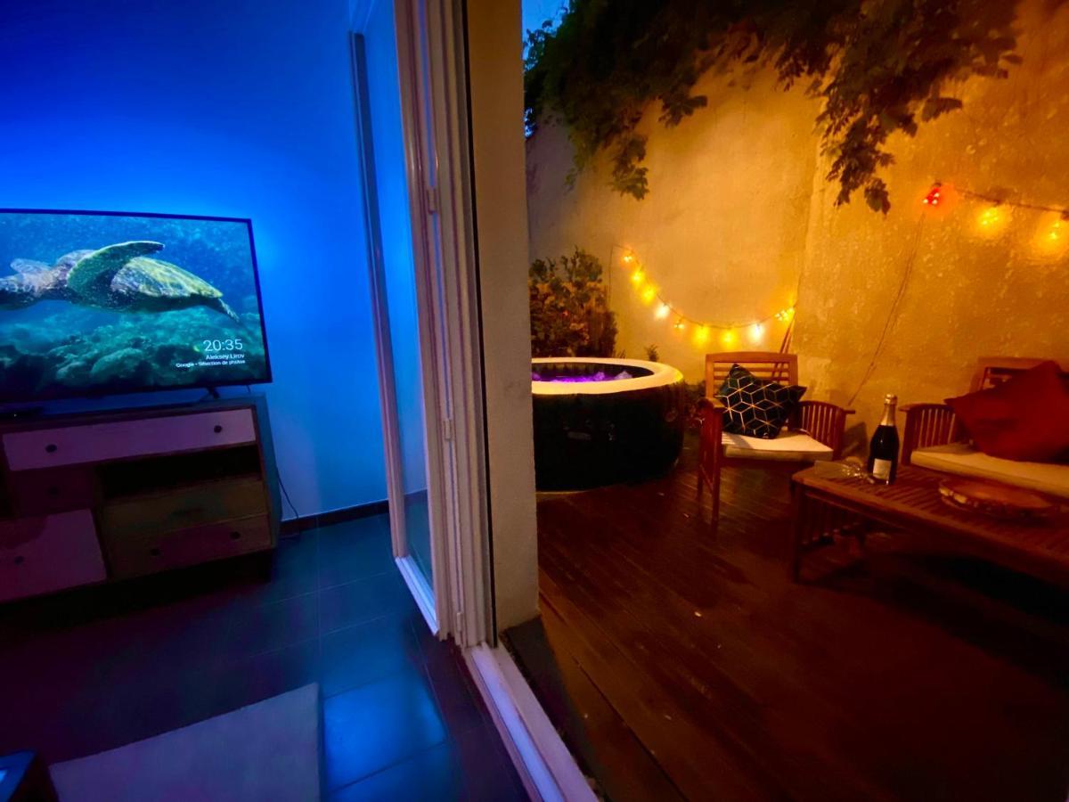 Magnifique Villa Avec Jacuzzi Au Pied Du Stade Saint-Denis  Esterno foto
